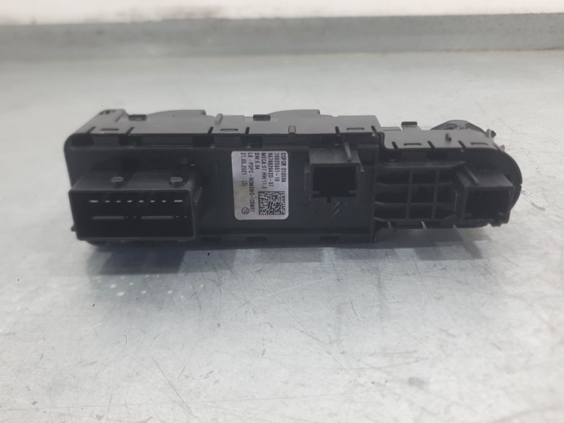 Recambio de mando elevalunas delantero izquierdo para opel corsa f (p2jo) 1.2 (68) referencia OEM IAM 96788281ZD  