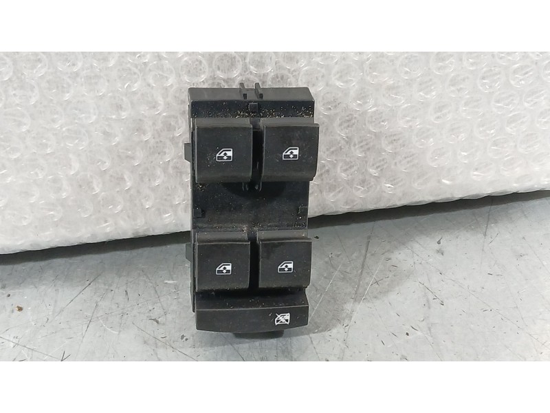 Recambio de mando elevalunas delantero izquierdo para opel astra k (b16) 1.2 turbo (68) referencia OEM IAM 13408458  