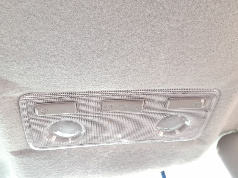 Recambio de luz interior para toyota yaris (_p13_) 1.0 (ksp130) referencia OEM IAM 812600D070B0  