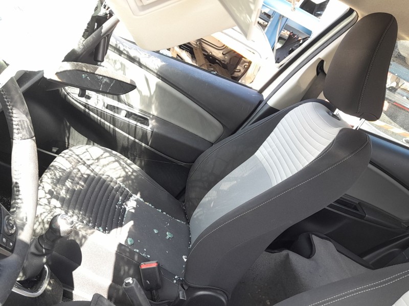 Recambio de asiento delantero derecho para toyota yaris (_p13_) 1.0 (ksp130) referencia OEM IAM   