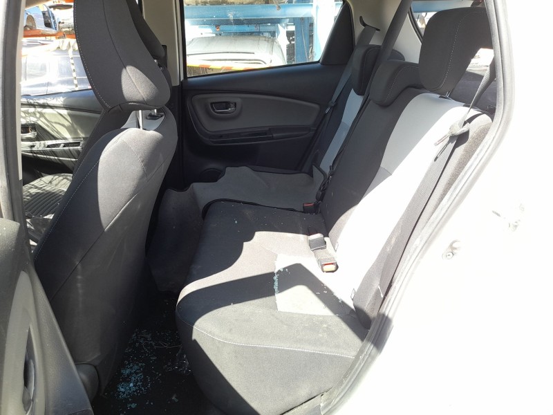 Recambio de asientos traseros para toyota yaris (_p13_) 1.0 (ksp130) referencia OEM IAM   