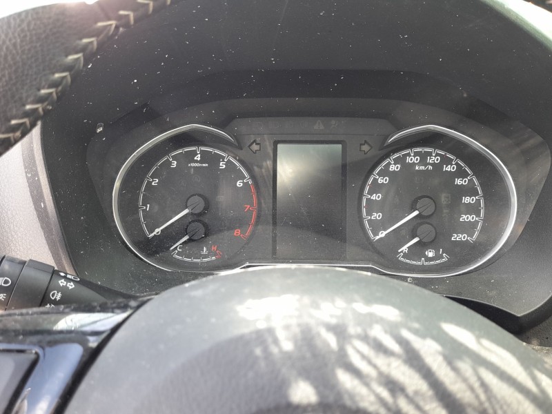 Recambio de cuadro instrumentos para toyota yaris (_p13_) 1.0 (ksp130) referencia OEM IAM 553030D150C1  