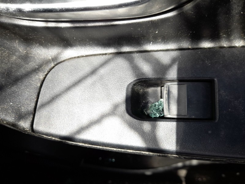 Recambio de mando elevalunas delantero derecho para toyota yaris (_p13_) 1.0 (ksp130) referencia OEM IAM 848100D030  