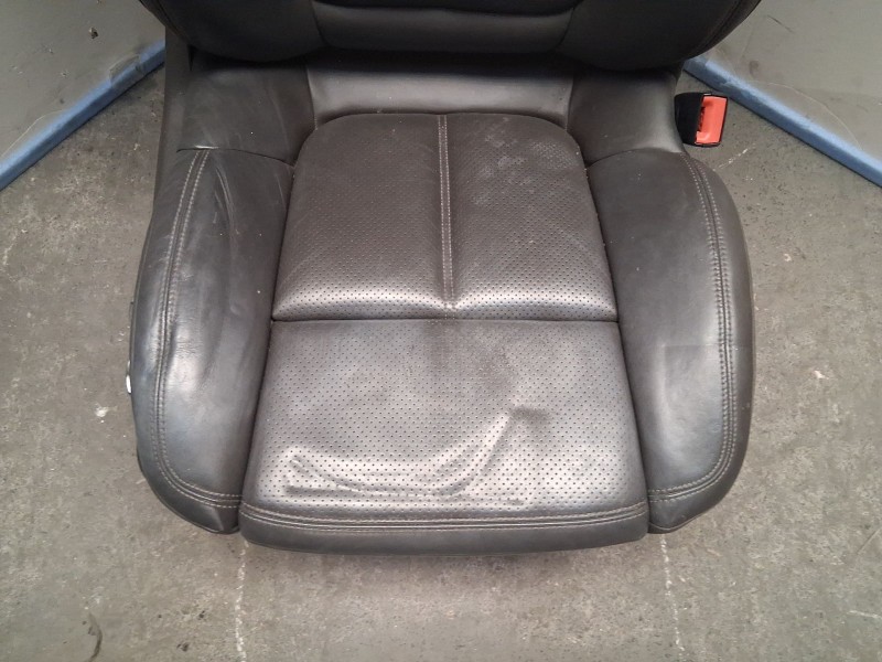 Recambio de asiento delantero derecho para porsche macan (95b) 3.0 s diesel referencia OEM IAM  C/AIRBAG ROZADO 