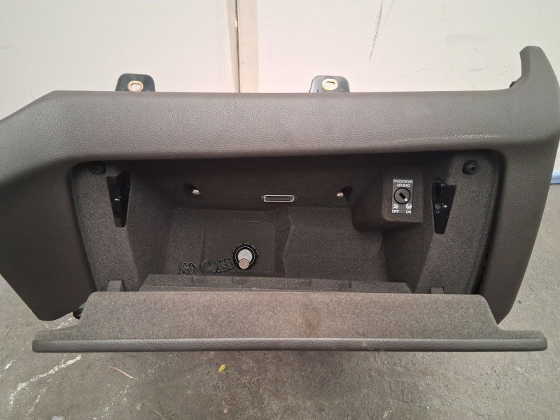 Recambio de guantera para porsche macan (95b) 3.0 s diesel referencia OEM IAM   