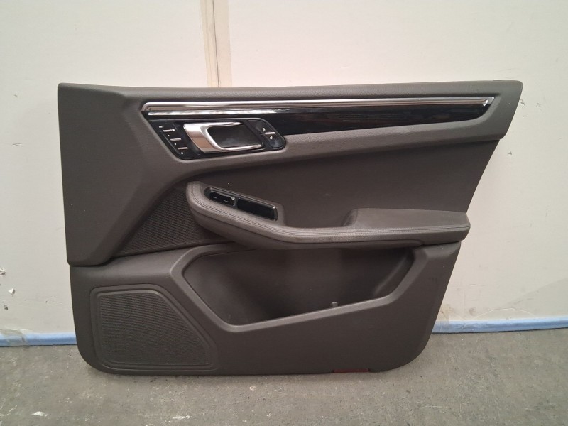 Recambio de guarnecido puerta delantera derecha para porsche macan (95b) 3.0 s diesel referencia OEM IAM   