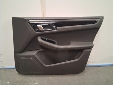 GUARNECIDO PUERTA DELANTERA DERECHA 95B867106AKFKZ 