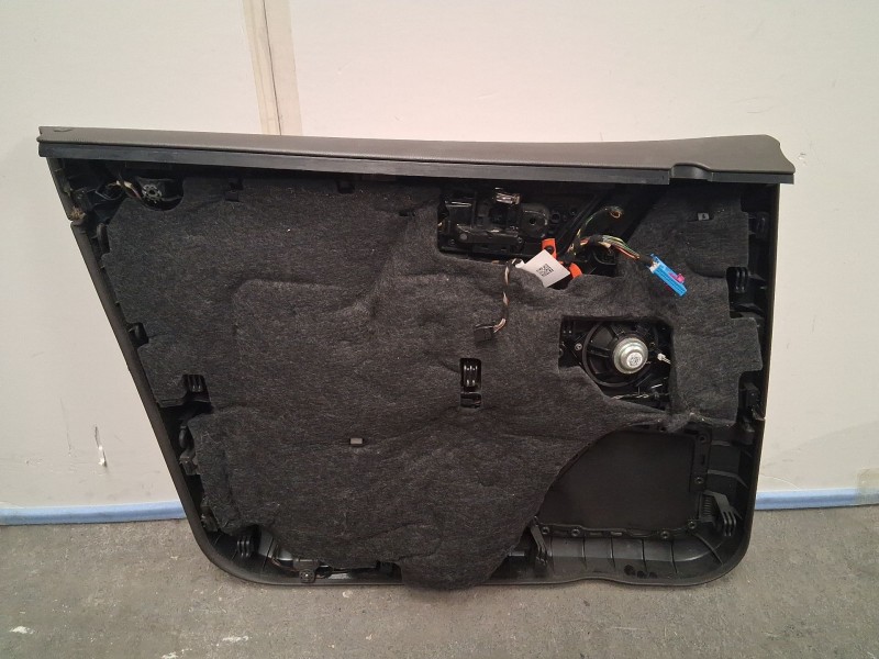 Recambio de guarnecido puerta delantera derecha para porsche macan (95b) 3.0 s diesel referencia OEM IAM   