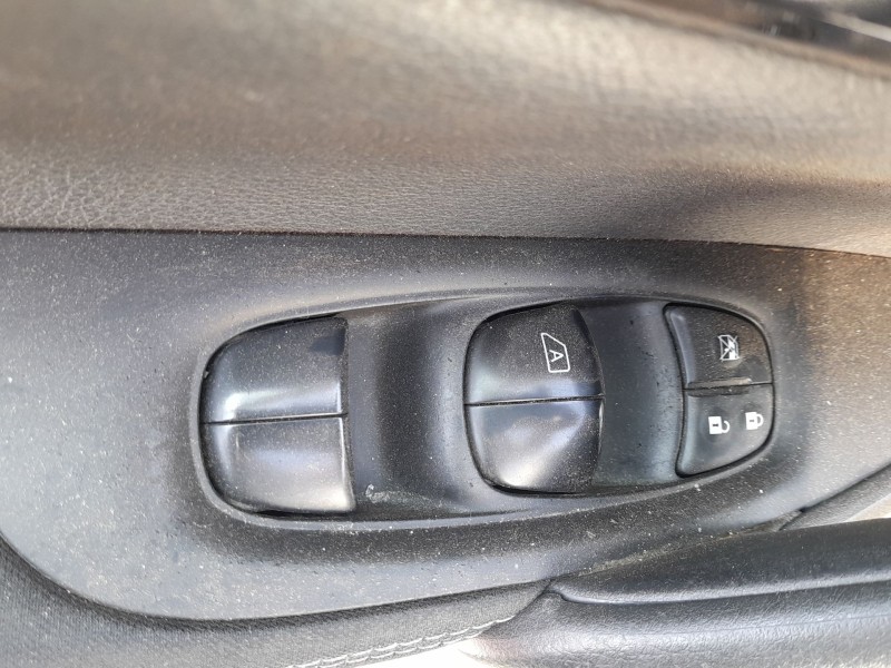 Recambio de mando elevalunas delantero izquierdo para nissan qashqai ii (j11, j11_) 1.5 dci referencia OEM IAM 254014EA1A  
