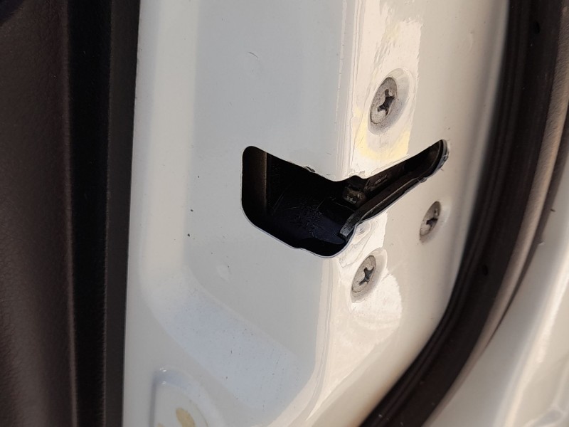 Recambio de cerradura puerta delantera derecha para nissan qashqai ii (j11, j11_) 1.5 dci referencia OEM IAM 805004EA2A  