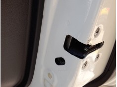 CERRADURA PUERTA TRASERA DERECHA 825004EA2A 