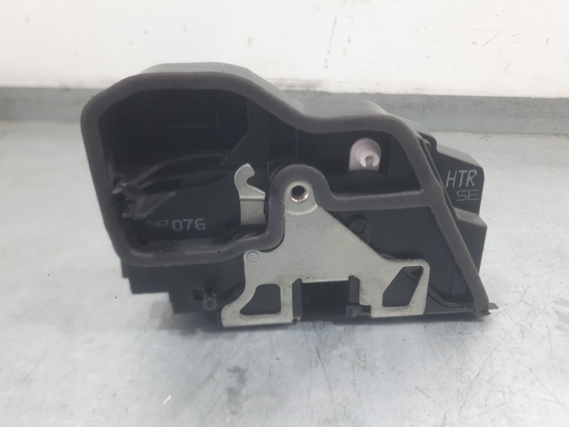 Recambio de cerradura puerta trasera derecha para bmw x5 (e70) 3.0 d referencia OEM IAM 7167076  