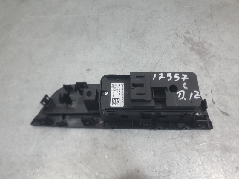 Recambio de mando elevalunas delantero izquierdo para mg mg 4 (eh32) ev referencia OEM IAM 11129161  