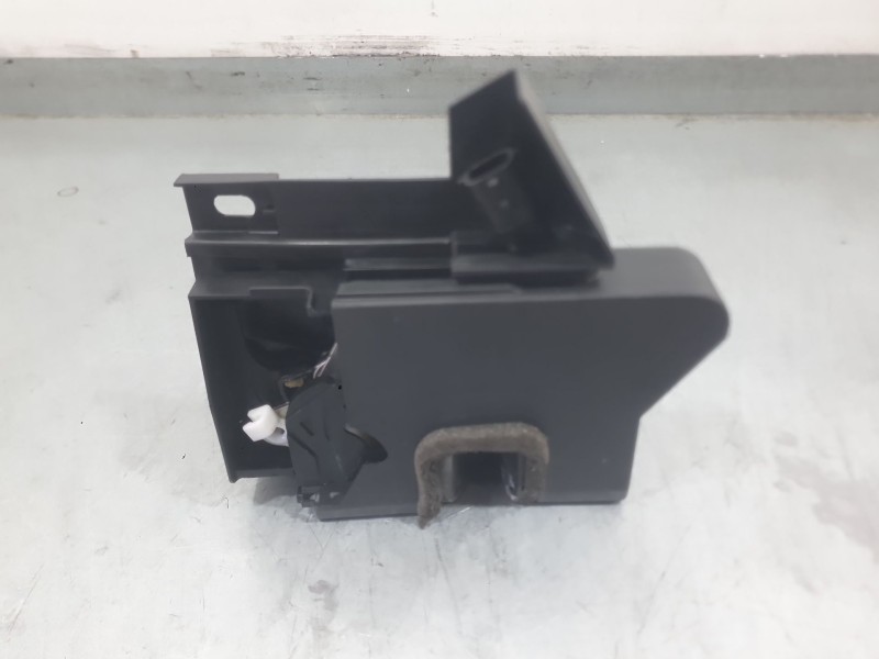 Recambio de cerradura puerta delantera derecha para dacia sandero iii 1.0 tce 90 referencia OEM IAM 805028269R  