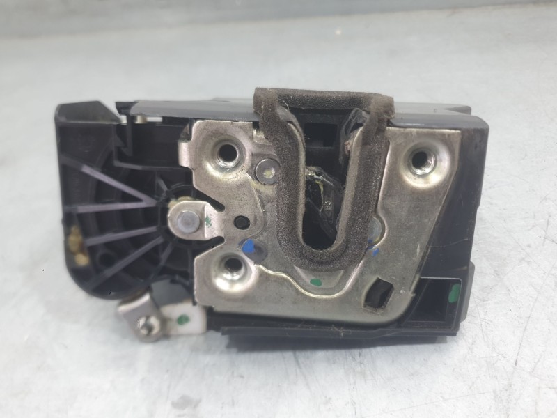 Recambio de cerradura puerta delantera derecha para dacia duster (hm_) 1.6 sce 115 (hmm1) referencia OEM IAM 805024778R  
