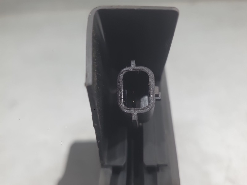 Recambio de cerradura puerta delantera derecha para dacia duster (hm_) 1.6 sce 115 (hmm1) referencia OEM IAM 805024778R  