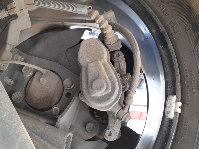 Recambio de pinza freno trasera derecha para nissan qashqai ii (j11, j11_) 1.5 dci referencia OEM IAM 440014EA0A  