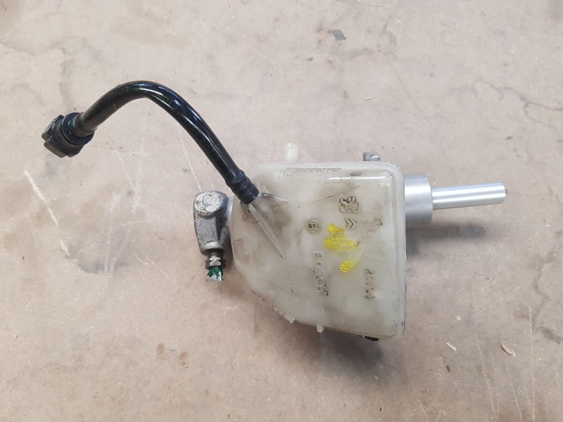Recambio de bomba freno para peugeot 307 cc (3b) 2.0 16v referencia OEM IAM 4535L8  