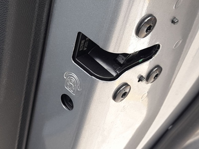 Recambio de cerradura puerta trasera derecha para citroën c4 iii (ba_, bb_, bc_) 1.2 puretech 130 (bahnsa, bahnsb) referencia OE