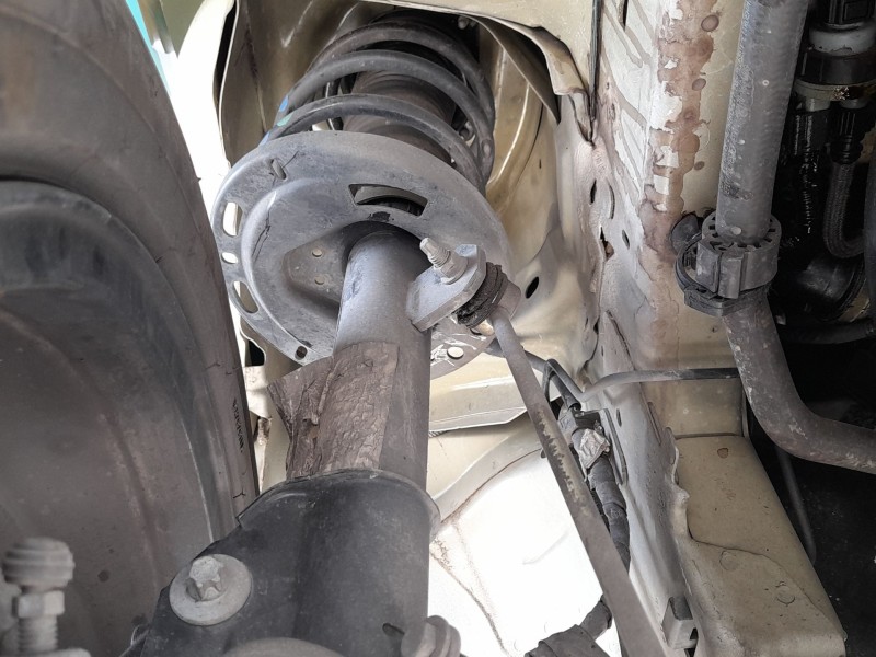 Recambio de amortiguador delantero derecho para citroën c4 iii (ba_, bb_, bc_) 1.2 puretech 130 (bahnsa, bahnsb) referencia OEM 