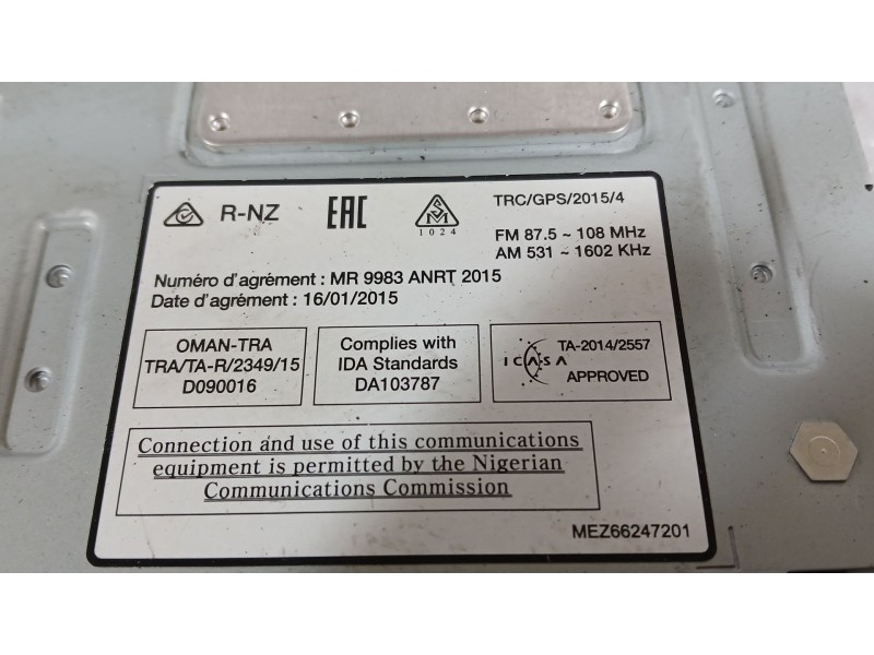 Recambio de sistema audio / radio para renault megane iv hatchback (b9a/m/n_) 1.5 dci 110 (b9a3) referencia OEM IAM   