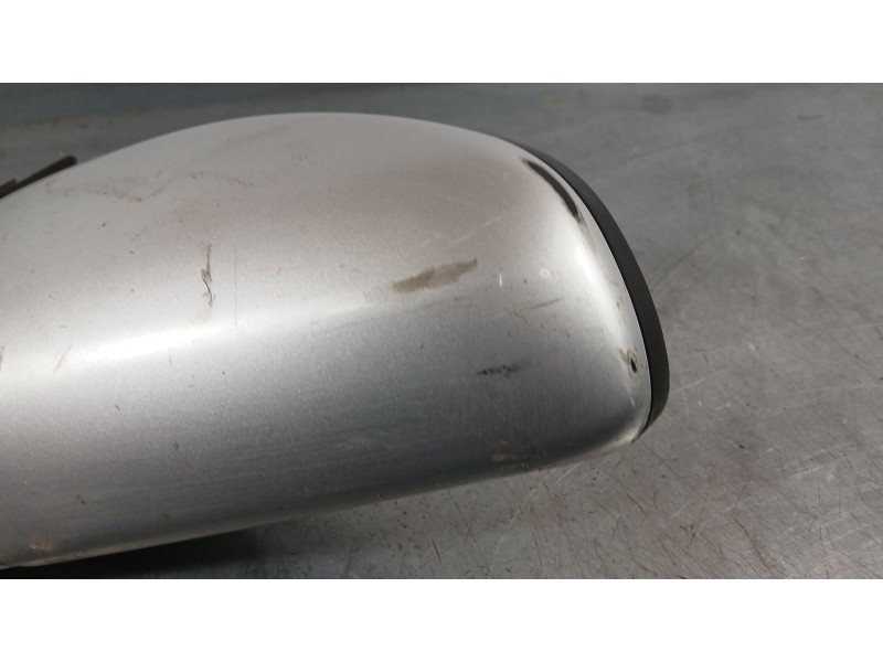 Recambio de retrovisor izquierdo para opel vectra c gts (z02) 1.9 cdti (f68) referencia OEM IAM 13253333  