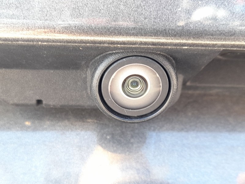Recambio de camara vision trasera para ford mondeo v hatchback (ce) 2.0 tdci referencia OEM IAM 2504452  