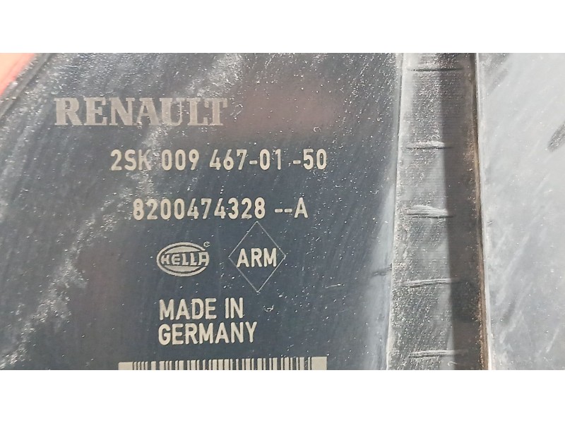 Recambio de piloto trasero izquierdo para renault scénic ii (jm0/1_) 1.5 dci (jm0f) referencia OEM IAM 8200127704  