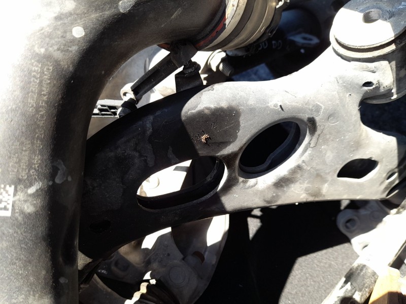 Recambio de brazo suspension inferior delantero izquierdo para bmw 1 (f40) 118 d referencia OEM IAM 31126879843  