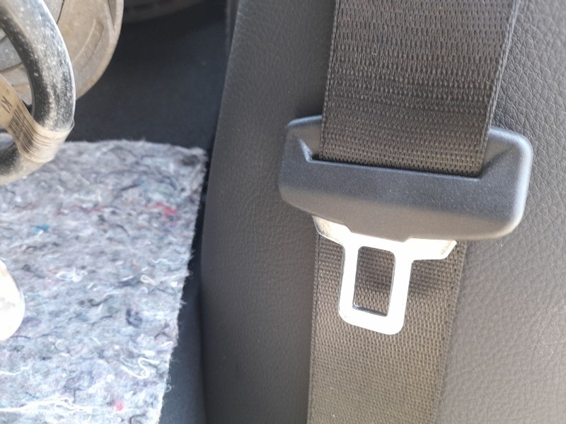 Recambio de cinturon seguridad trasero derecho para bmw 1 (f40) 118 d referencia OEM IAM 72117456278  