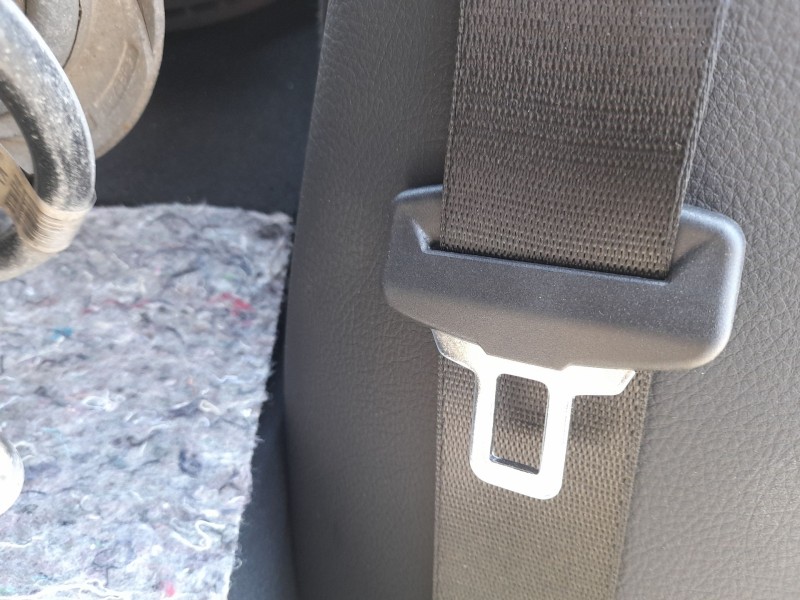 Recambio de cinturon seguridad trasero izquierdo para bmw 1 (f40) 118 d referencia OEM IAM 72117456277  