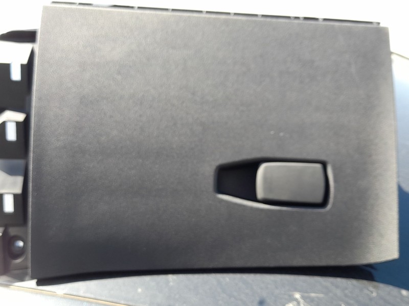 Recambio de guantera para bmw 1 (f40) 118 d referencia OEM IAM 51167937981  