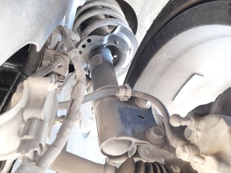 Recambio de amortiguador delantero izquierdo para ford mondeo v hatchback (ce) 2.0 tdci referencia OEM IAM 1925114  