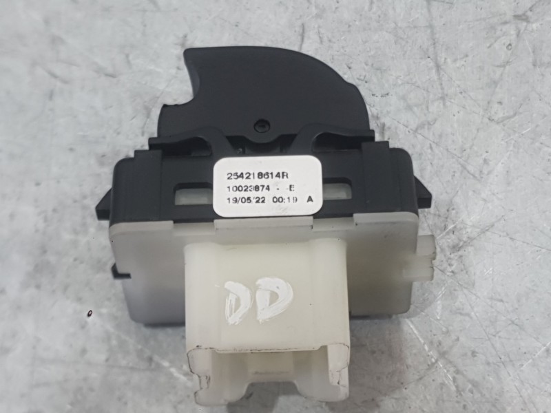 Recambio de mando elevalunas delantero derecho para renault express furgoneta/monovolumen 1.5 blue dci 75 (f6aa) referencia OEM 