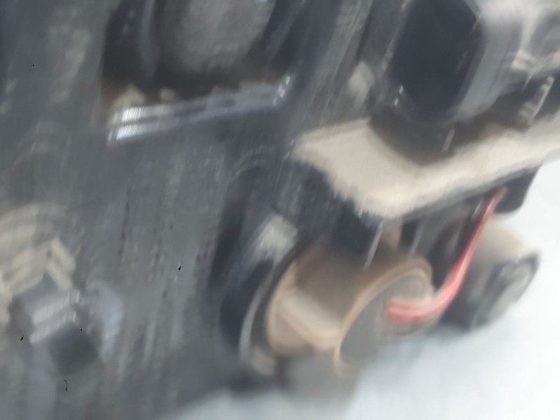 Recambio de piloto trasero central para mg mg 4 (eh32) ev referencia OEM IAM 10976796 PARAGOLPES 