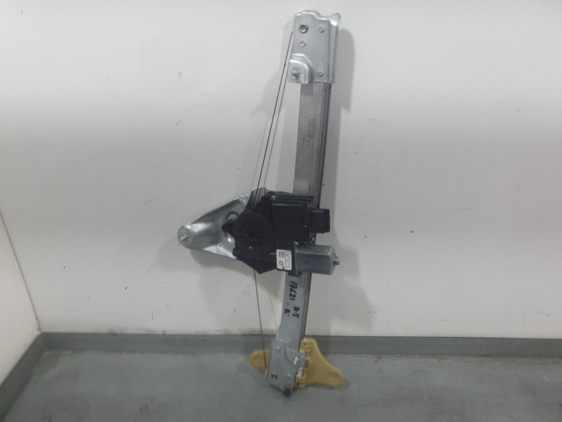 Recambio de elevalunas delantero izquierdo para dacia duster (hm_) 1.6 sce 115 (hmm1) referencia OEM IAM 807217664R  