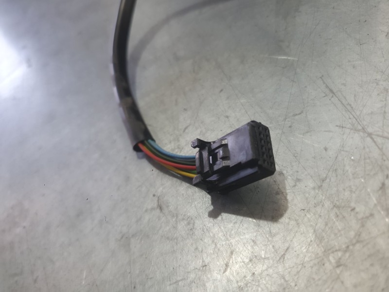 Recambio de retrovisor derecho para dacia sandero iii 1.0 tce 90 referencia OEM IAM 963010811R  