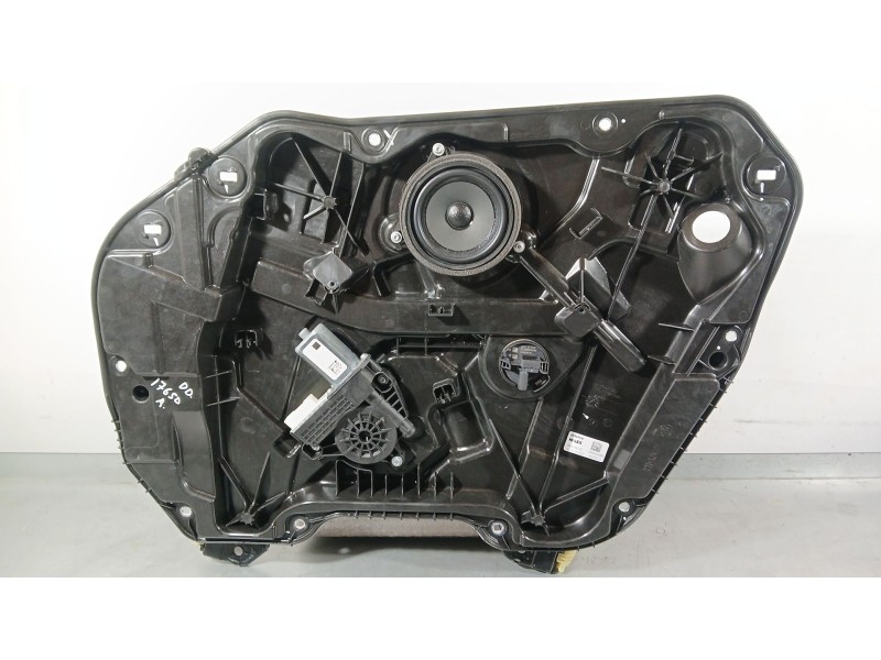Recambio de elevalunas delantero derecho para bmw 1 (f40) 118 d referencia OEM IAM 51335A638E4  