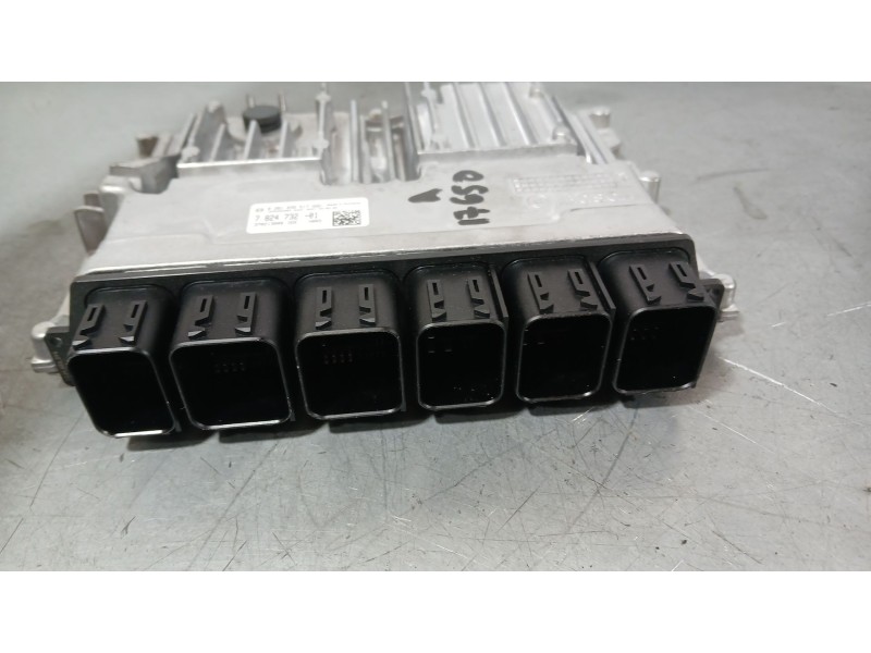 Recambio de centralita motor uce para bmw 1 (f40) 118 d referencia OEM IAM 13619886573  