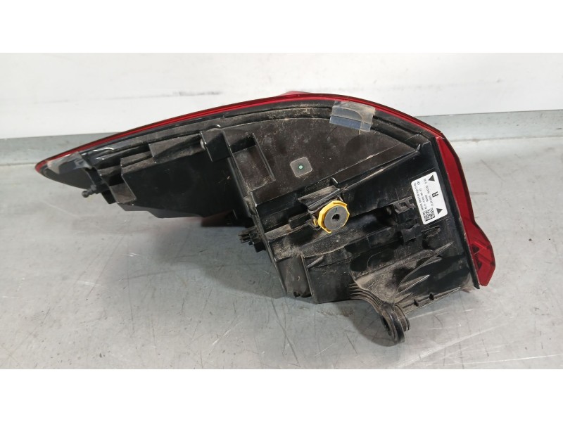 Recambio de piloto trasero derecho exterior para bmw 1 (f40) 118 d referencia OEM IAM 63217450644  