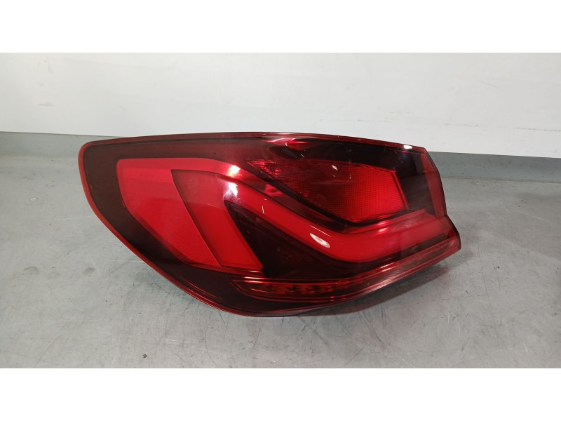 Recambio de piloto trasero izquierdo exterior para bmw 1 (f40) 118 d referencia OEM IAM 63217450643  