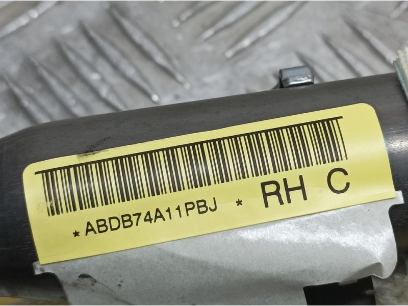 Recambio de airbag cortina delantero derecho para toyota avensis (t27) active referencia OEM IAM 6217005091  