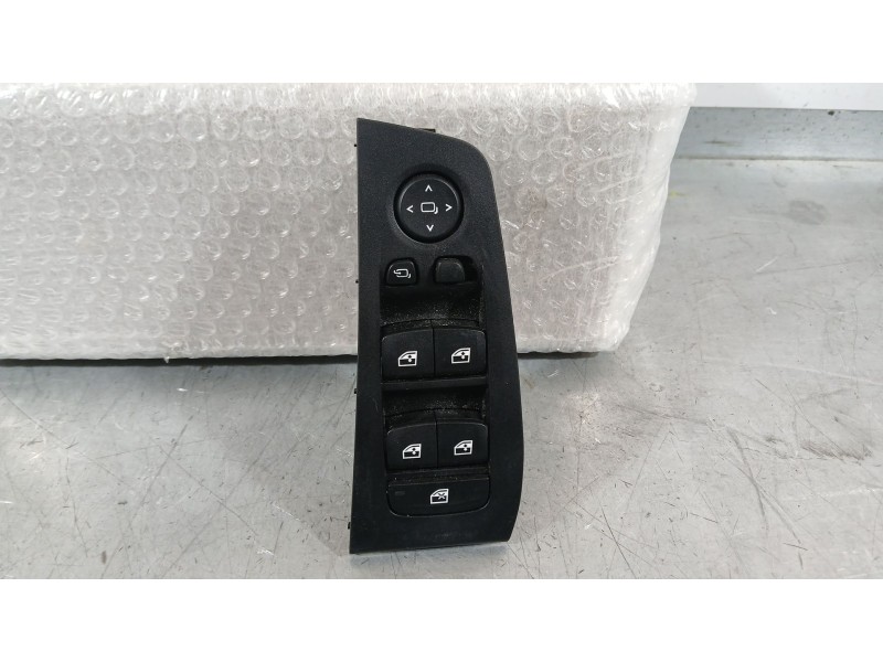 Recambio de mando elevalunas delantero izquierdo para bmw 1 (f40) 118 d referencia OEM IAM 61317948785  