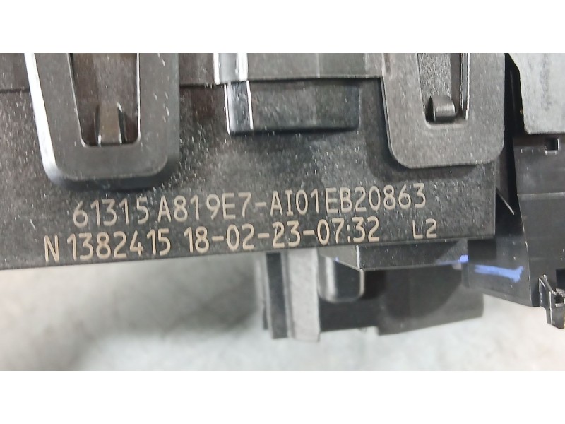 Recambio de mando luces y limpia para bmw 1 (f40) 118 d referencia OEM IAM 61315B4E790  