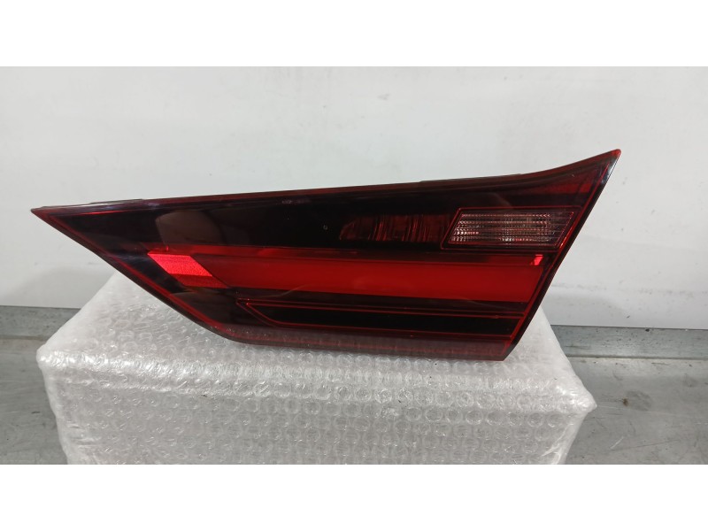 Recambio de piloto trasero derecho interior para bmw 1 (f40) 118 d referencia OEM IAM 63217450652  