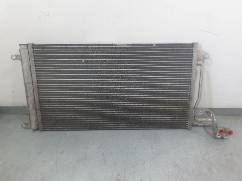 Recambio de condensador / radiador aire acondicionado para volkswagen polo v (6r1, 6c1) 1.0 referencia OEM IAM 6R0820411Q  