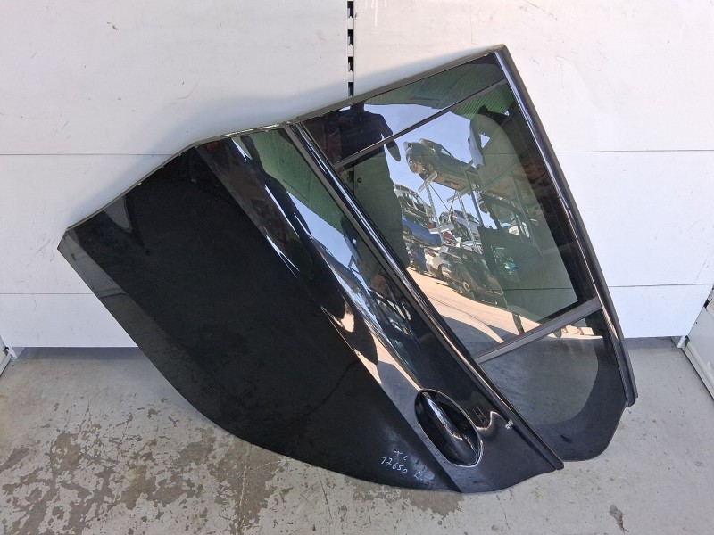 Recambio de puerta trasera izquierda para bmw 1 (f40) 118 d referencia OEM IAM 41528737063  