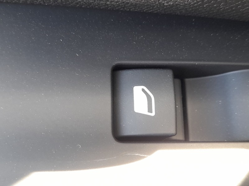 Recambio de mando elevalunas trasero izquierdo para citroën c5 aircross (ac_, aj_, ar_, a4_) 1.5 bluehdi 130 (acyhzj, acyhzr) re