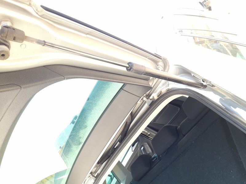 Recambio de amortiguadores maletero / porton para volkswagen tiguan (ad1, ax1) 1.5 tsi referencia OEM IAM 5NA827550E  