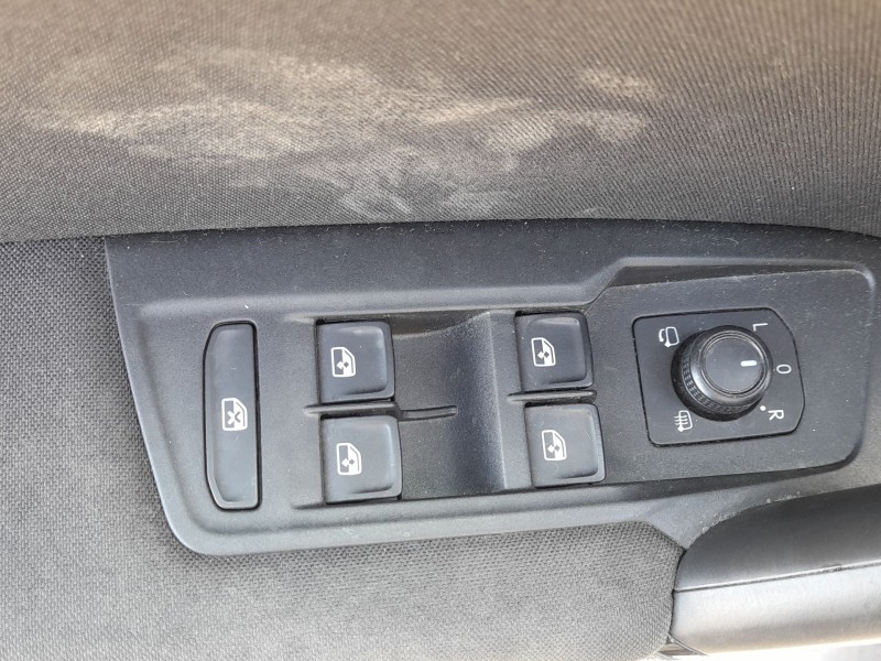 Recambio de mando elevalunas delantero izquierdo para volkswagen tiguan (ad1, ax1) 1.5 tsi referencia OEM IAM 5G0959857EWZU C/MA